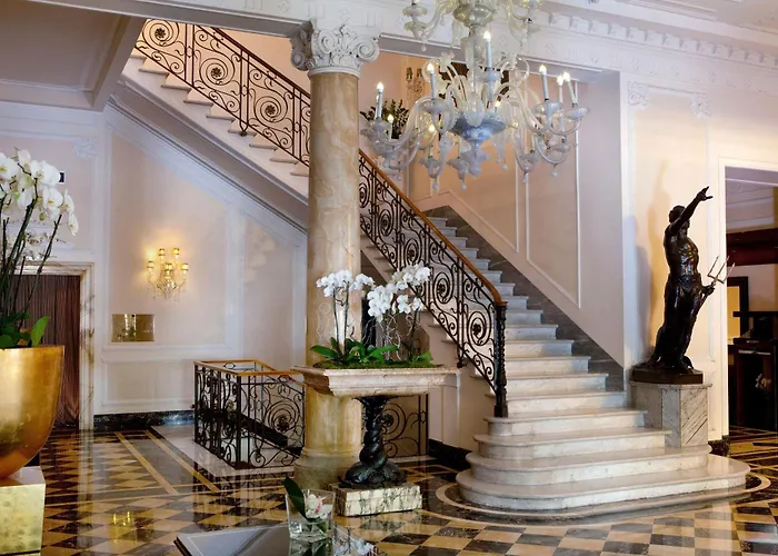 Baglioni Regina - The Leading Of The World Roma
